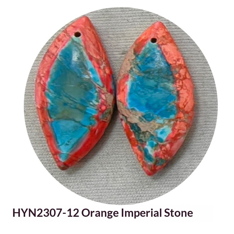 Natural Imperial Stone Leaf-Shaped Pendant Necklace