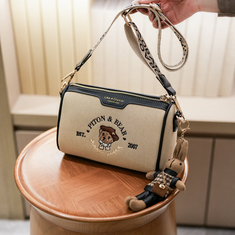 Urban Minimalist Stylish Casual And Commuter Womens Shouldercrossbody Bag A Retro Classic Pillow Bag