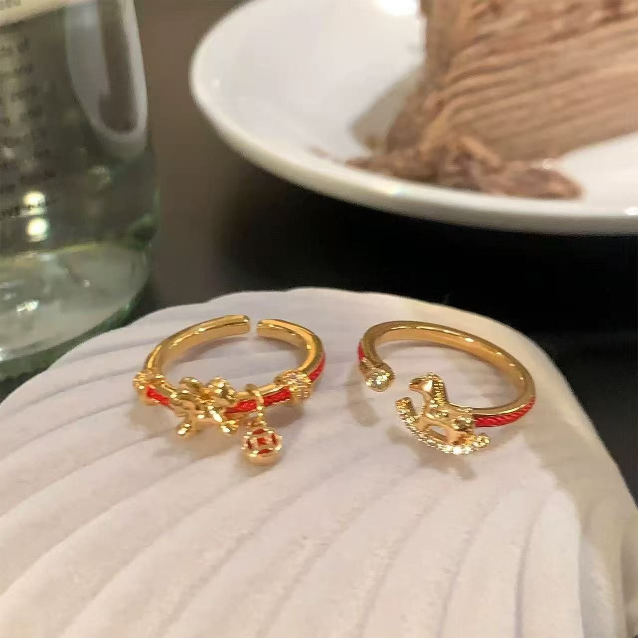 2PC Women's New Chinese Style  Red String Ring, Light Luxury High-end Niche Index Finger Band