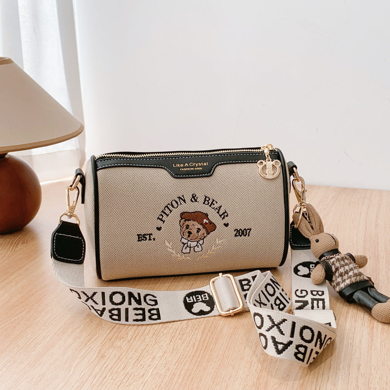 Urban Minimalist Stylish Casual And Commuter Womens Shouldercrossbody Bag A Retro Classic Pillow Bag