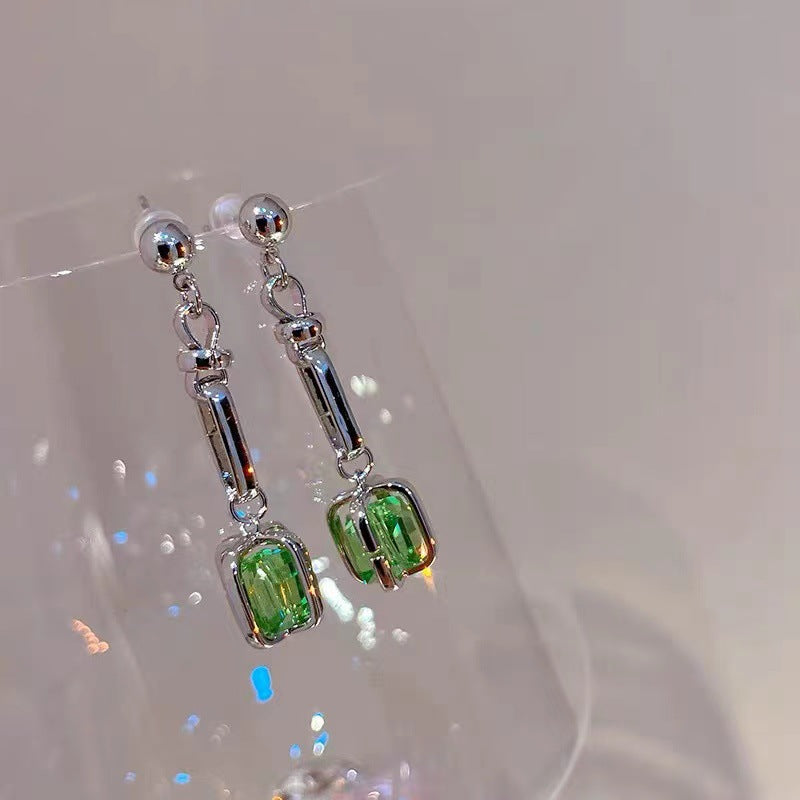 Niche Designer-Look High-End Cool Style Stud Earrings